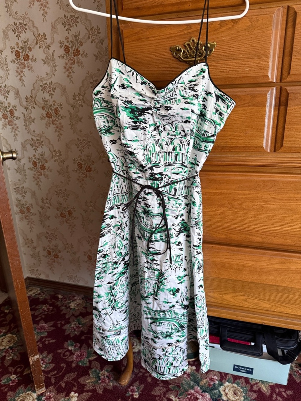 Green & White Venice Print Spaghetti-Strap Dress
